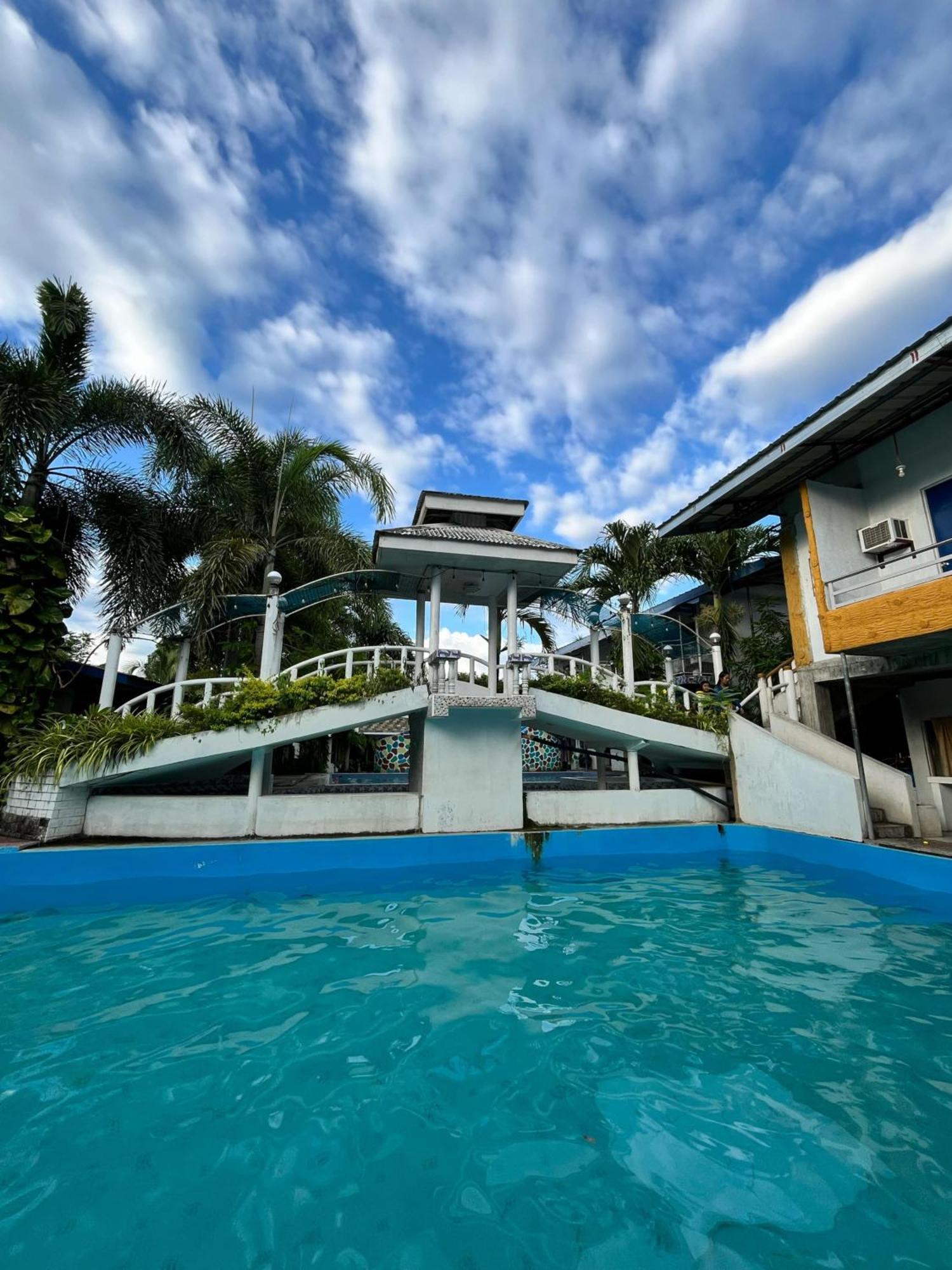 Isla Paraiso Resort-Hotel Sison Extérieur photo